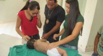 Tragédia: Mãe dorme por cima de bebê de nove meses que morre asfixiado