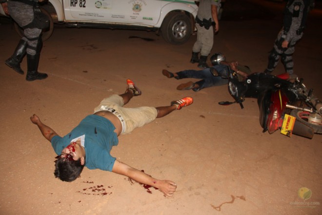 Um dos ladrões foi atingido na cabeça quando eram perseguidos por homens da PM - Foto: Alexandre Lima