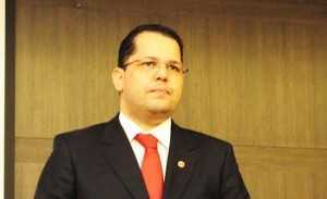 A denúncia da OAB é subscrita pelo relator do processo no Conselho Federal, Erick Venâncio Lima