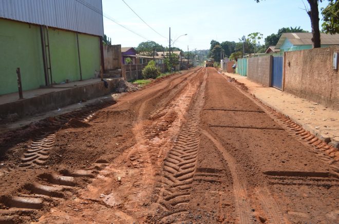 Rua Beira Rio está recebendo toda infraestrutura para que possa ser asfaltada - Foto: Ana Freitas