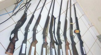 Polícia Civil de Xapuri apreende dupla que furtava armas em colônias e seringais
