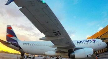 Empresa Latam se manifesta sobre morte de passageira durante voo