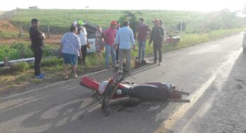 Colono perde a vida e outro fica ferido após taxi colidir contra moto na Estrada do Pacífico