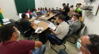 Prefeito Tião Flores recebe equipe de Sérgio Lopes para iniciar transição em Epitaciolândia