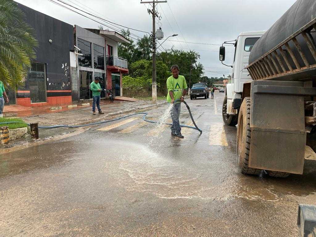 Brasiléia: Mutirão Pós- enchente contempla bairros afetados pela cheia do  Rio Acre - O Alto Acre