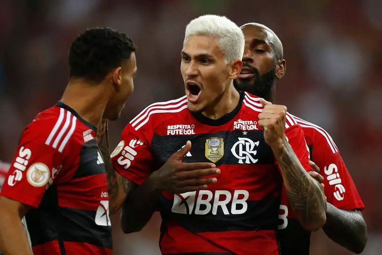 Flamengo bota o Palmeiras na roda, vence e se coloca na briga pelo título -  O Alto Acre