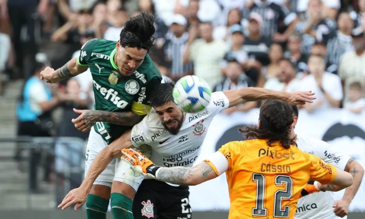 Gil se torna o terceiro jogador do Corinthians com mais jogos na Neo  Química Arena; clube parabeniza