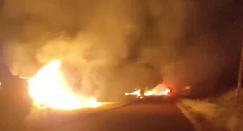 Motociclista morre após colidir com caminhonete e veículos explodem após acidente no interior do Acre