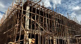 Governo vistoria conclusão da concretagem da segunda laje na obra do prédio da CGE