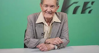 Morre Léo Batista, ‘a voz marcante’ da Globo, aos 92 anos