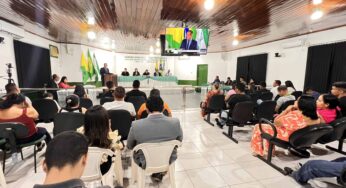 Câmara de Epitaciolândia realiza primeira Sessão Ordinária de 2025 com presença de prefeito e vereadores