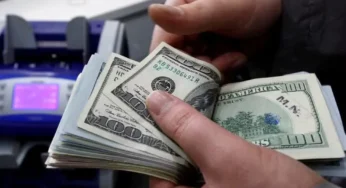 Dólar opera em queda e fica abaixo de R$ 5,80, com tarifas de Trump no foco; Ibovespa oscila