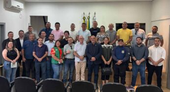 Sem data de início, governo do Estado apresenta projeto da nova delegacia de Brasiléia às autoridades locais