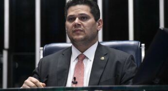 Alcolumbre diz que Senado pode votar PEC do fim da reeleição para presidente na próxima semana