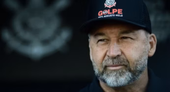Conselho do Corinthians vota impeachment de Augusto Melo nesta segunda-feira