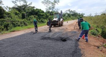 Frentes de trabalho do Deracre aceleram Operação Verão em rodovias do Acre