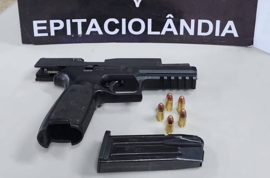 Polícia apreende pistola da Polícia Boliviana e prende suspeitos em Epitaciolândia